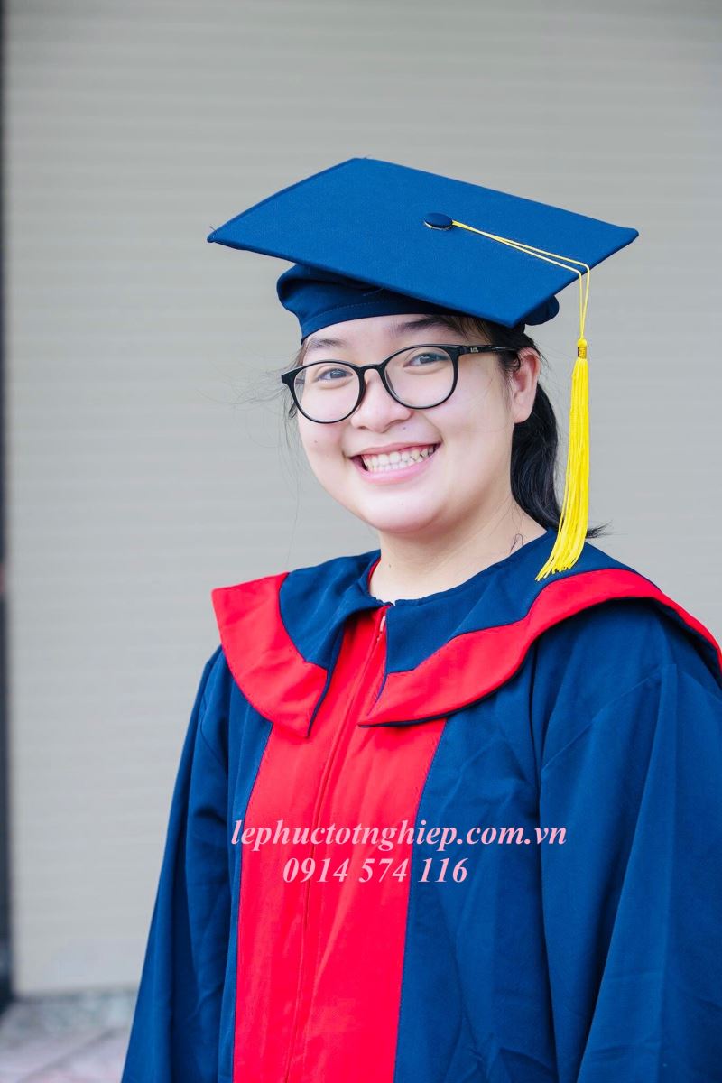 Lễ Phục Tốt Nghiệp Gía Rẻ